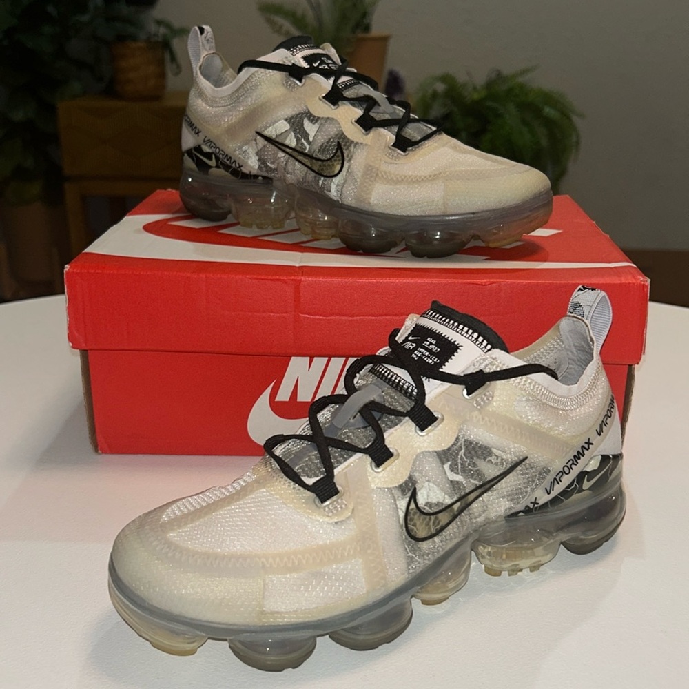 Nike Air VaporMax 2019 “Vast Grey” Women’s Size 6.5